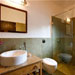 villa jardim bathroom thumb