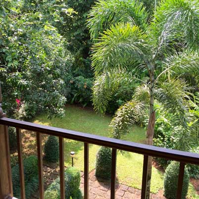 villa jardim terrace view of garden